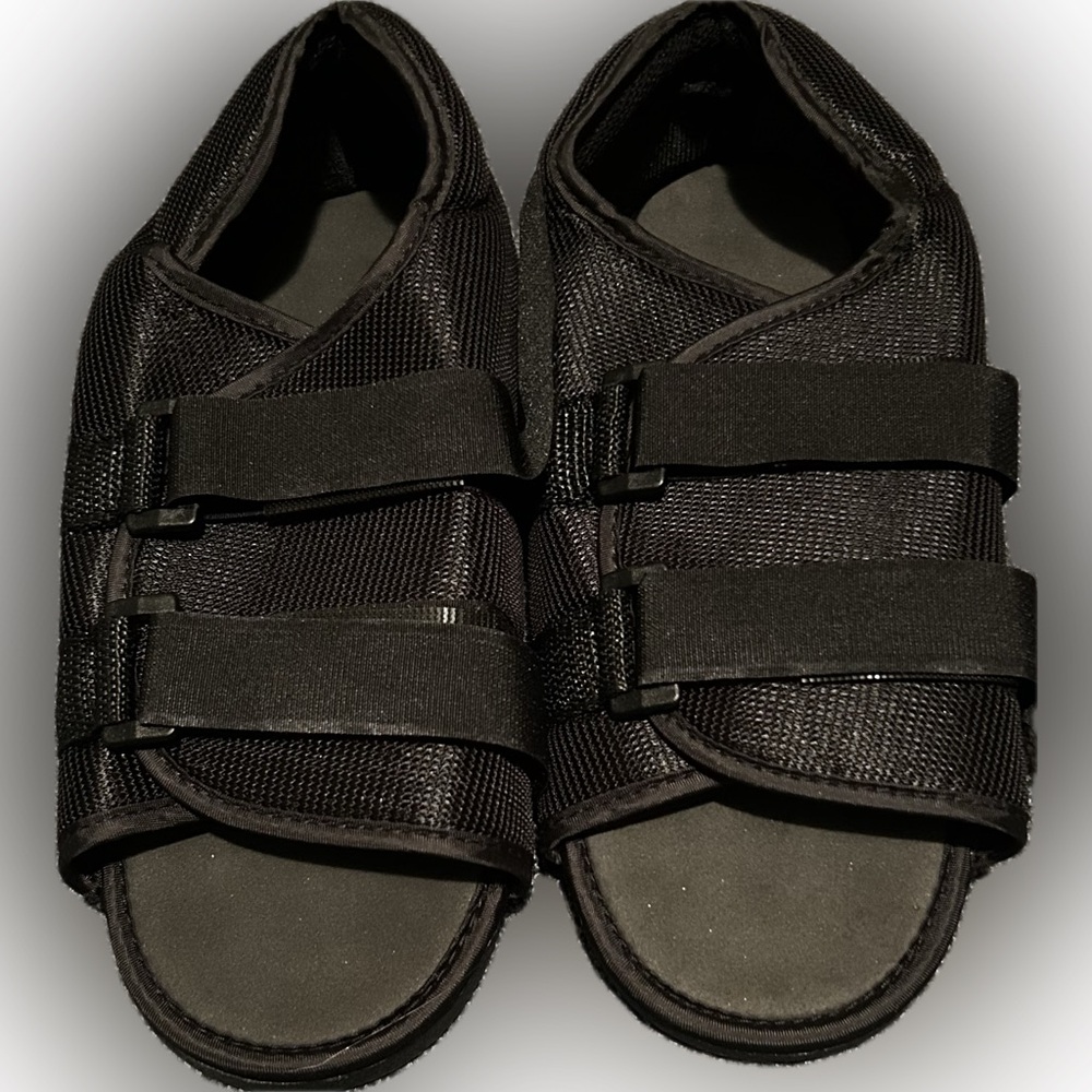 medical orthopedic post-op surgical shoe - new without tags